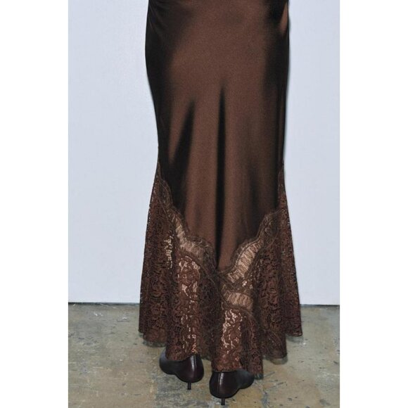 ZARA SATIN EFFECT LACE SKIRT ZW COLLECTION - Picture 4 of 10